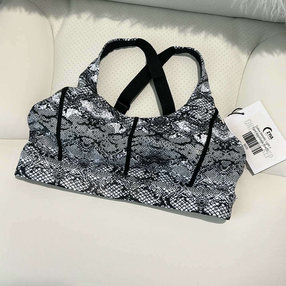 MAKE AN OFFER 🎉🎉 Zyia Sports Bra